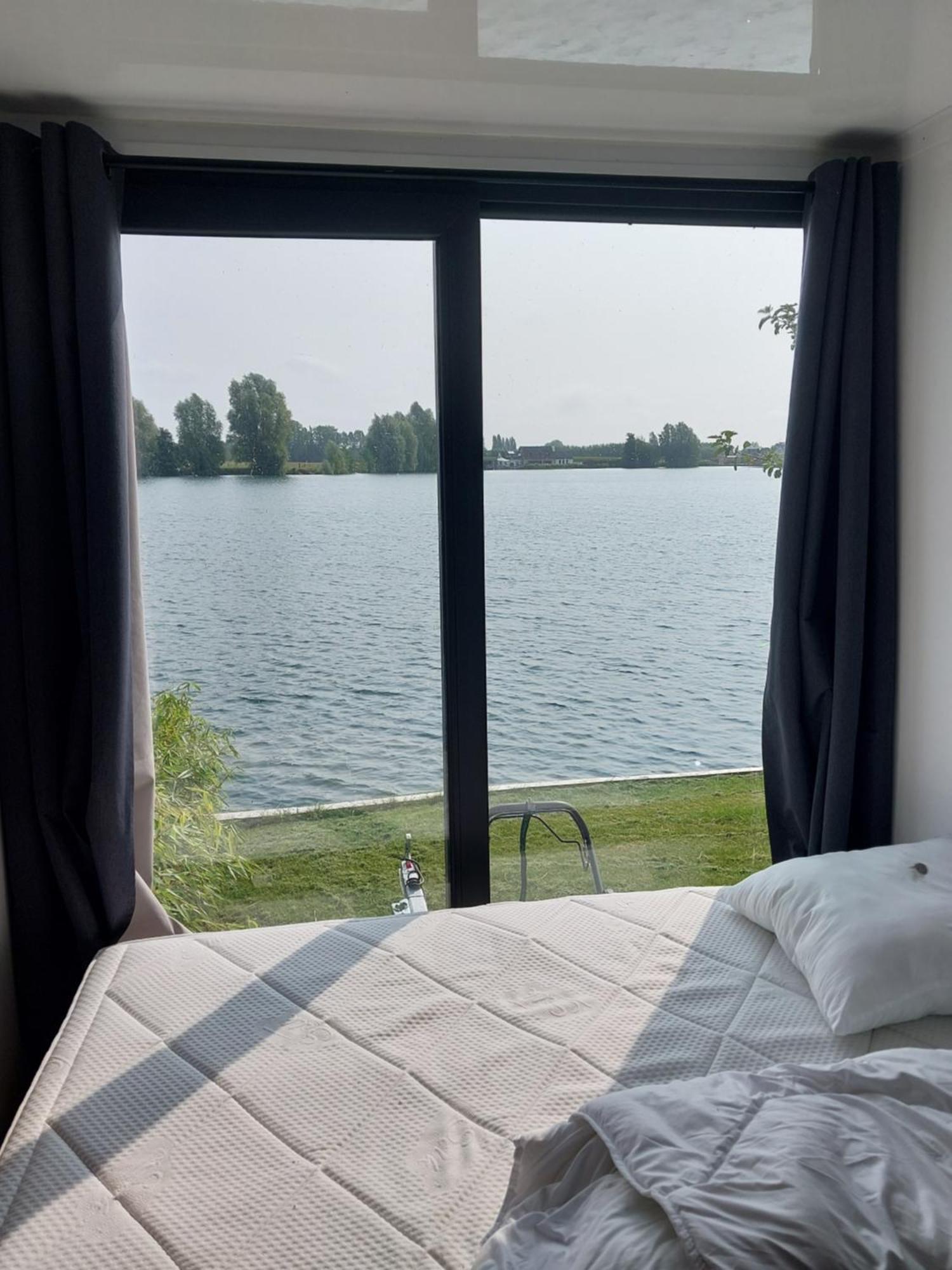 Lakeside Wevelgem Buitenkant foto